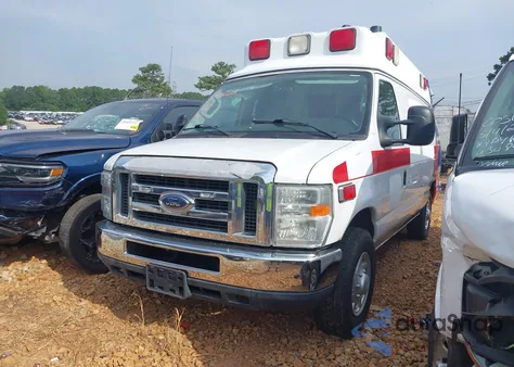 2011 Ford E-350 Super Duty Commercial из США, поврежденный, VIN 1FDSS3ES6BDA24003